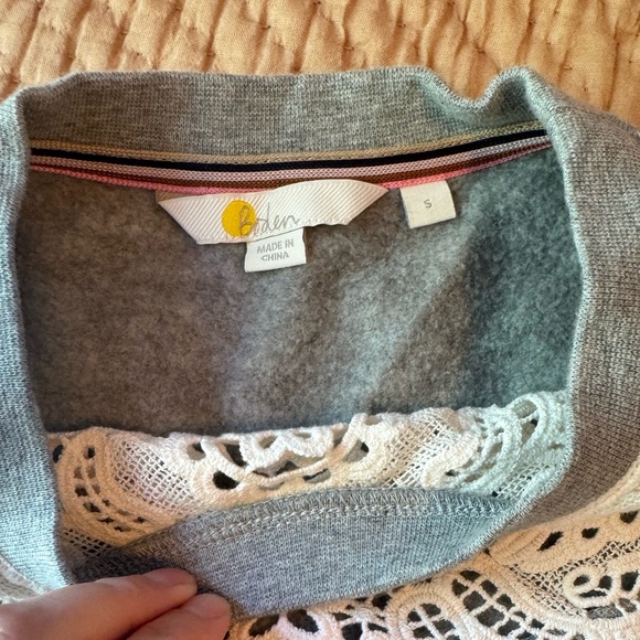 Boden Gray Interest Sweatshirt w White Lace, Size Small, Like New! - Picture 2 of 9